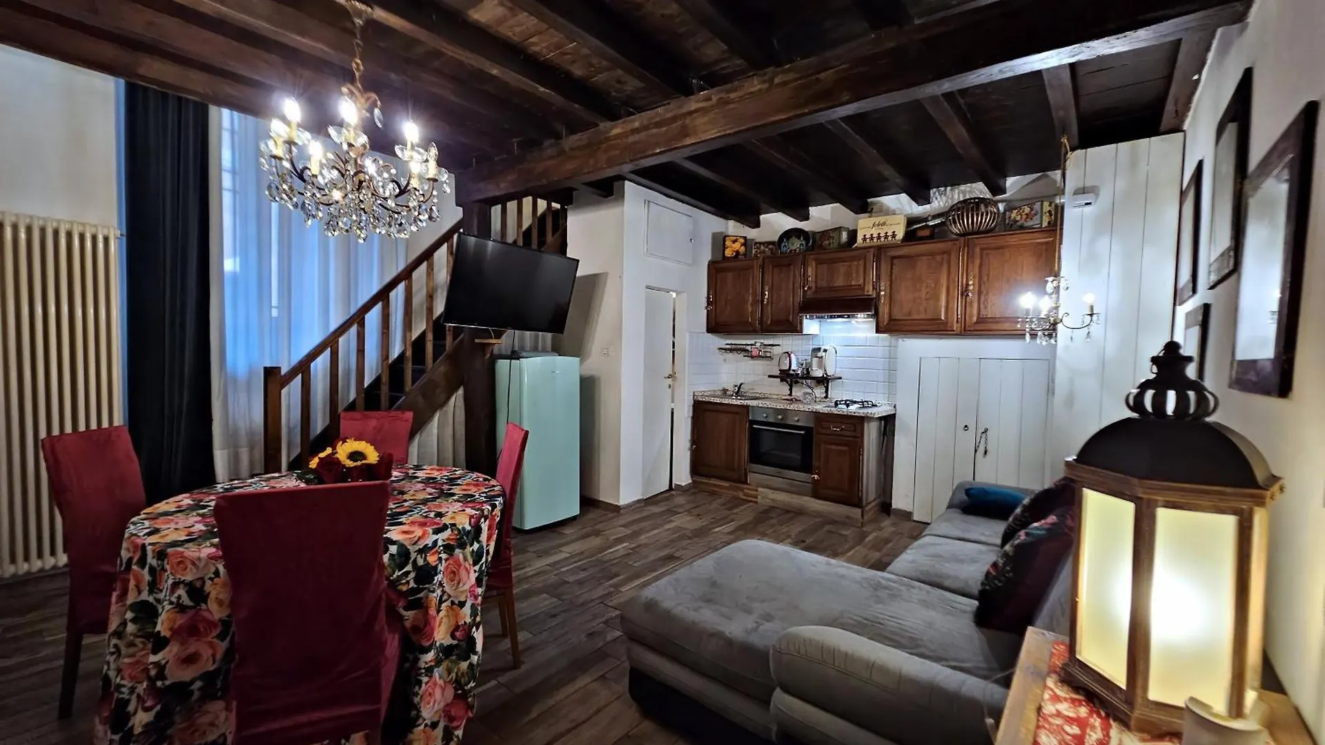 Residenza Saragozza Nuovo Stile Gipsy 2025 ! Apartamento Bolonha